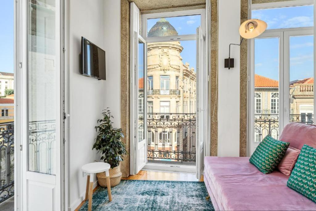Host Wise - Lovely Shinny Flats With Balcony - Clerigos Porto Kültér fotó