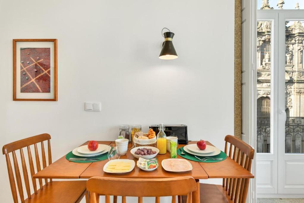 Host Wise - Lovely Shinny Flats With Balcony - Clerigos Porto Szoba fotó
