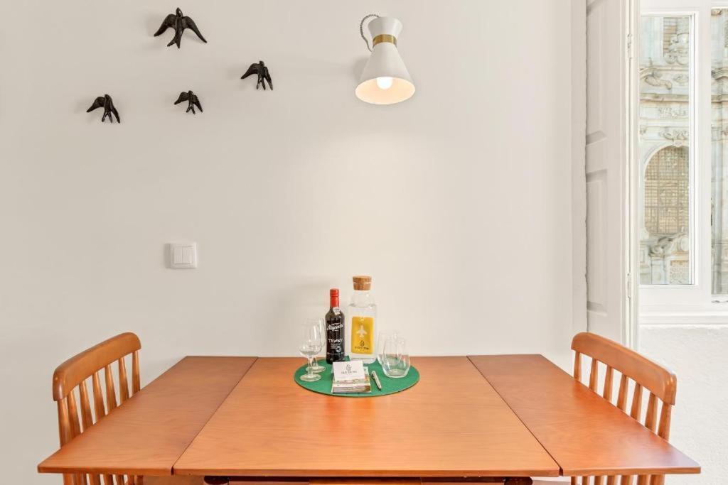 Host Wise - Lovely Shinny Flats With Balcony - Clerigos Porto Szoba fotó